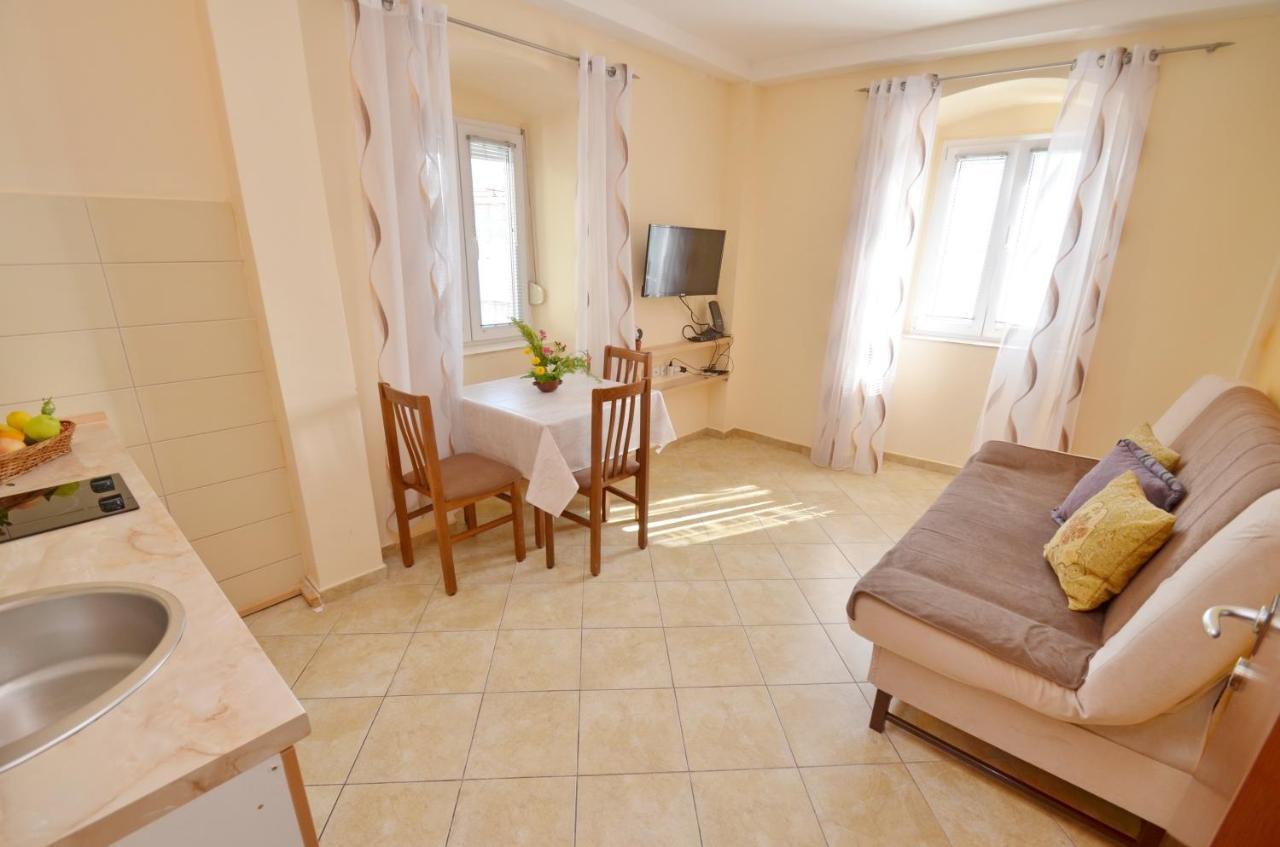 Tau Mir I Dobro Apartment Kotor Bagian luar foto