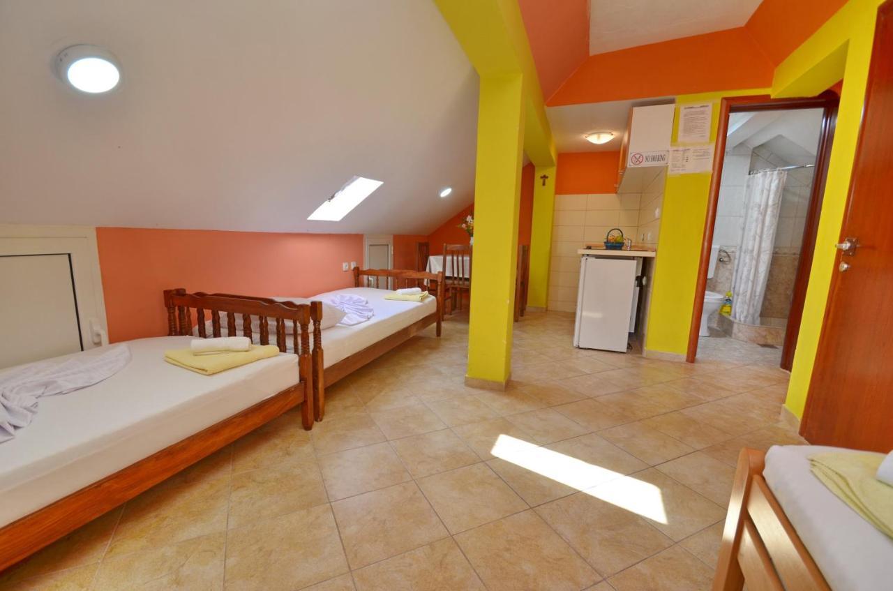 Tau Mir I Dobro Apartment Kotor Bagian luar foto