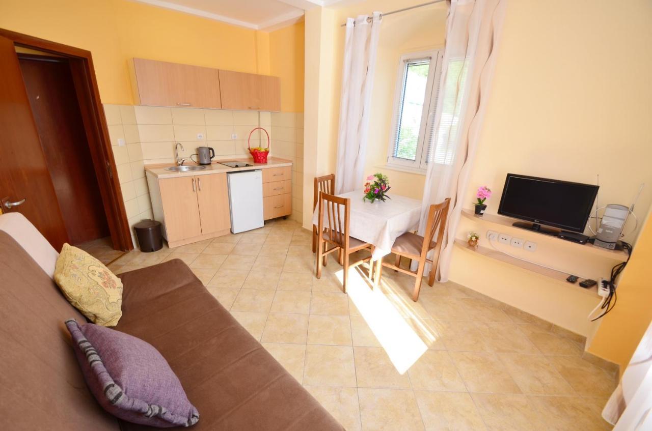 Tau Mir I Dobro Apartment Kotor Bagian luar foto