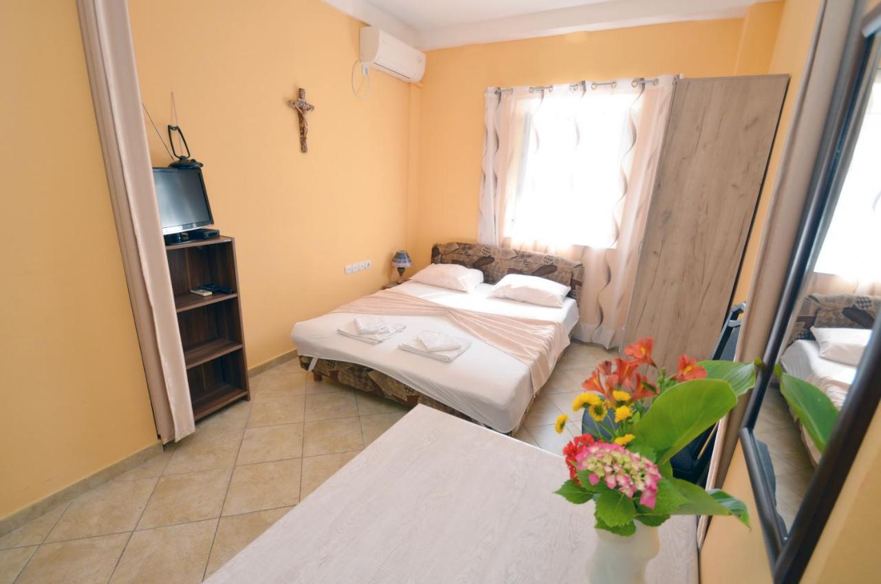 Tau Mir I Dobro Apartment Kotor Bagian luar foto