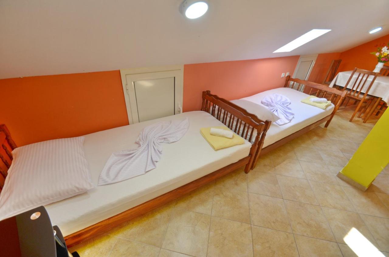 Tau Mir I Dobro Apartment Kotor Bagian luar foto